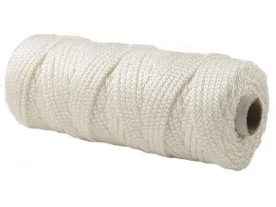 GARN KRYSSFLÄTAT NYLON 5MM VIT I lager